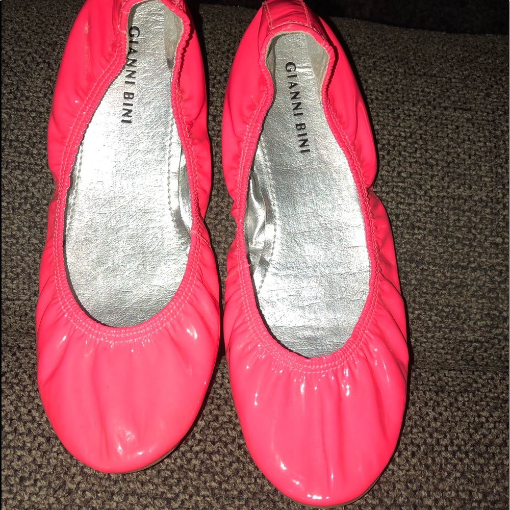 Women’s Hot Pink Ballet Flats